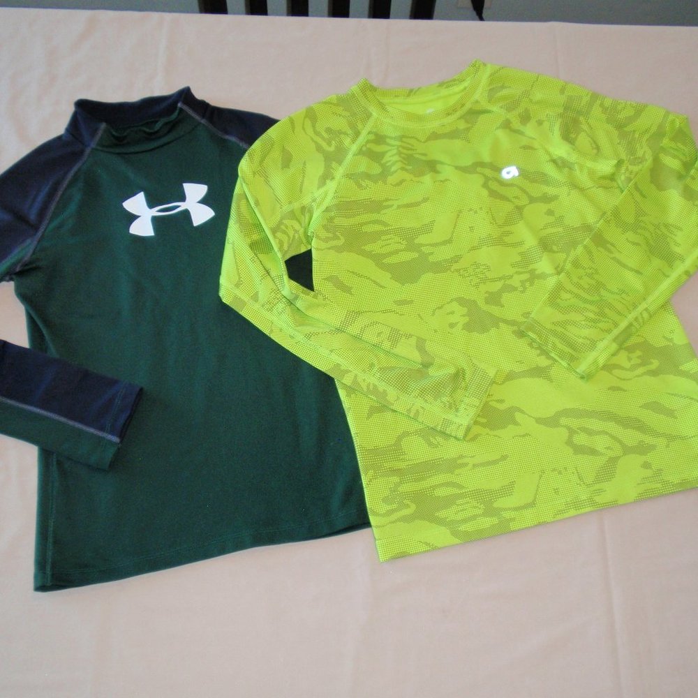 Lot of 2 Under Armour Gap Cold Gear Long Sleeve Green Neon Camo Shirt Tops